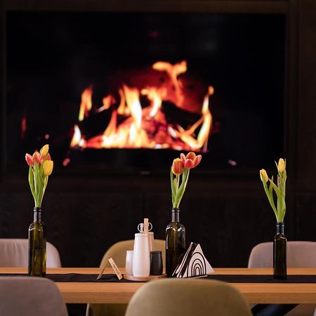 Martini Restaurant & Cazare Sebesel エクステリア 写真